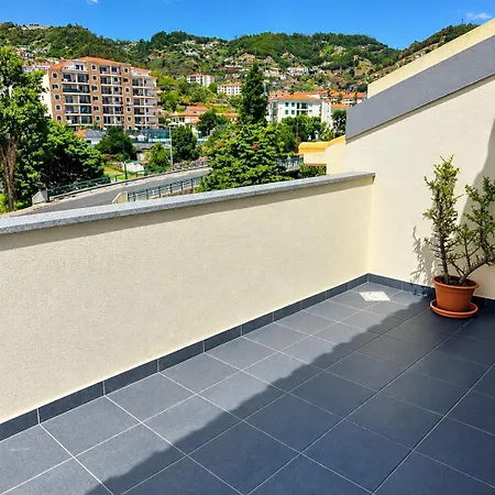 Ocean View Penthouse * Santa Cruz (Madeira)